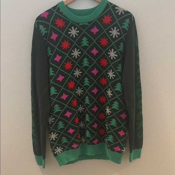 Starbucks Christmas Sweater - Picture 1 of 5